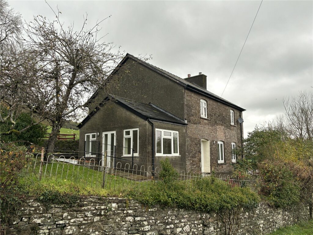 Cui Farmhouse, Talybont-on-Usk - Picture No. 16