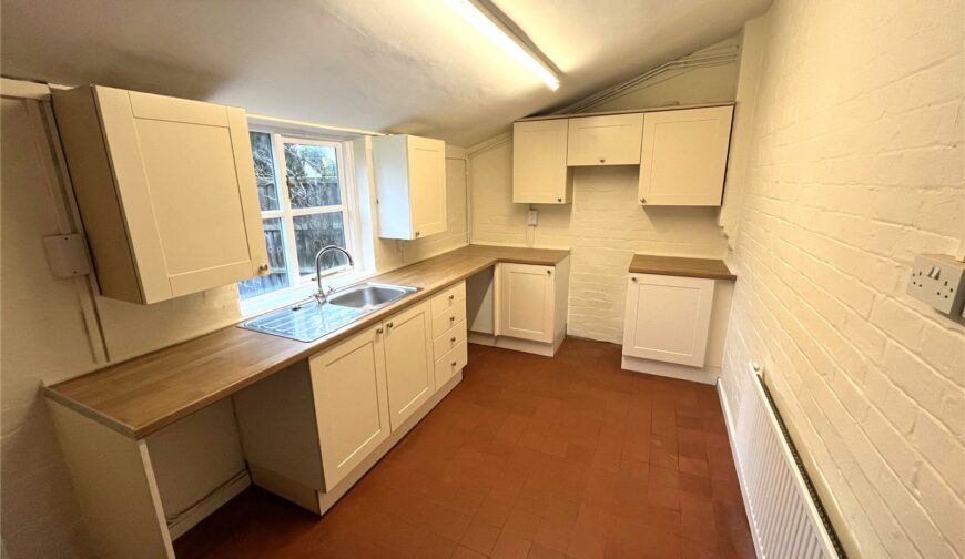 3 Broad Oak - Picture No. 06