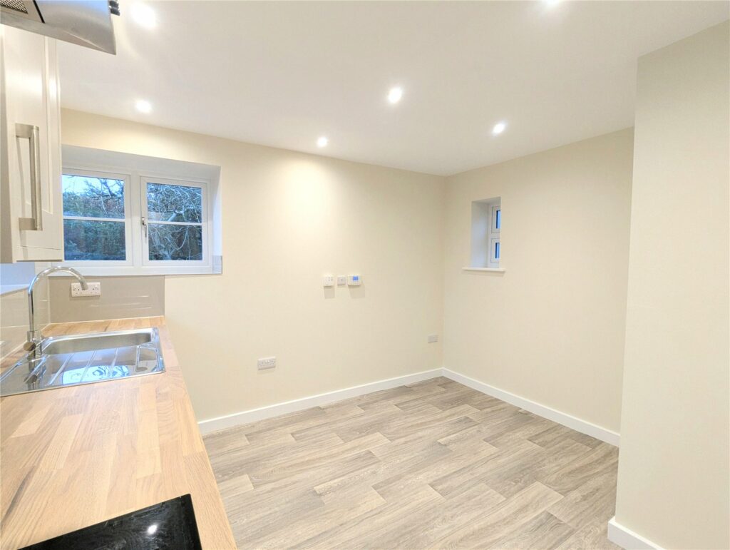 Upper Windmill, Sweeney - Picture No. 05