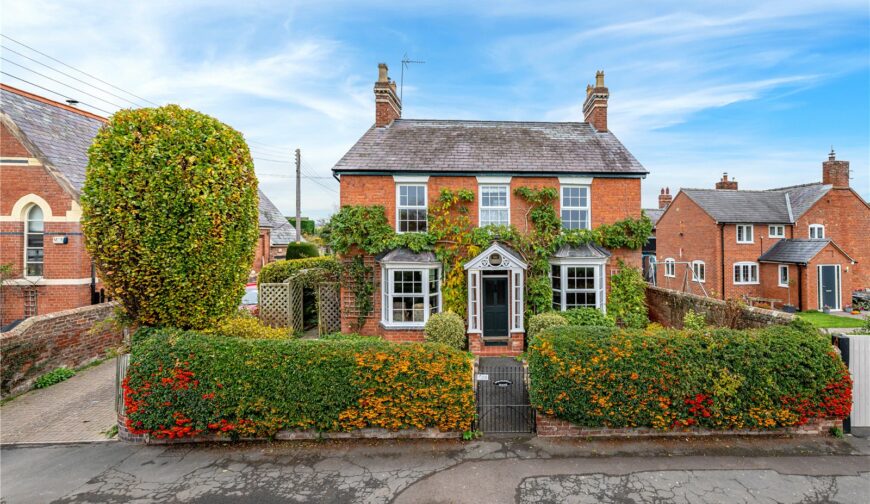 Springfield House, Ashford Carbonel - Picture No. 2