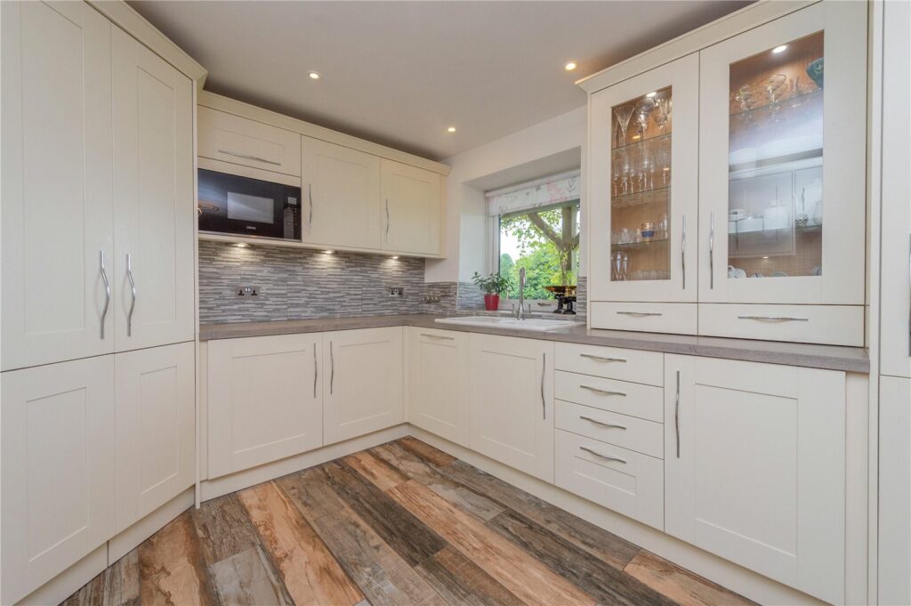 Hergest View, Stonewall Hill - Picture No. 26