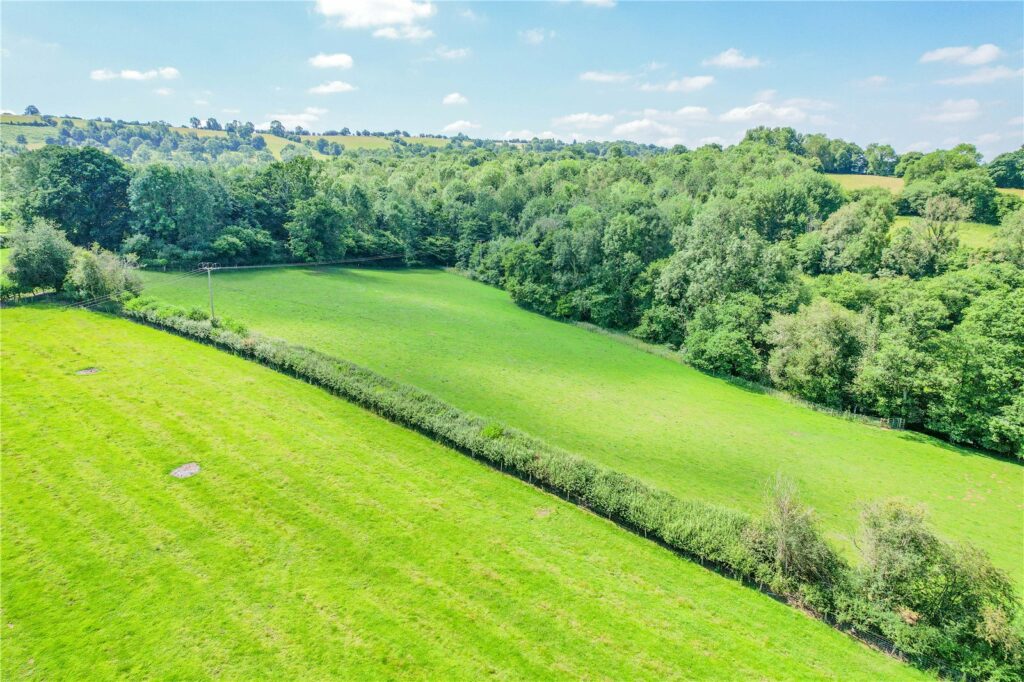 Wainbridge House, Clee St. Margaret - Picture No. 31