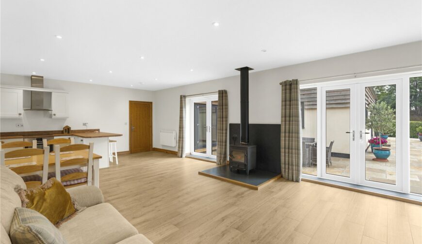 Mill Farm Barns, Bitterley - Picture No. 20