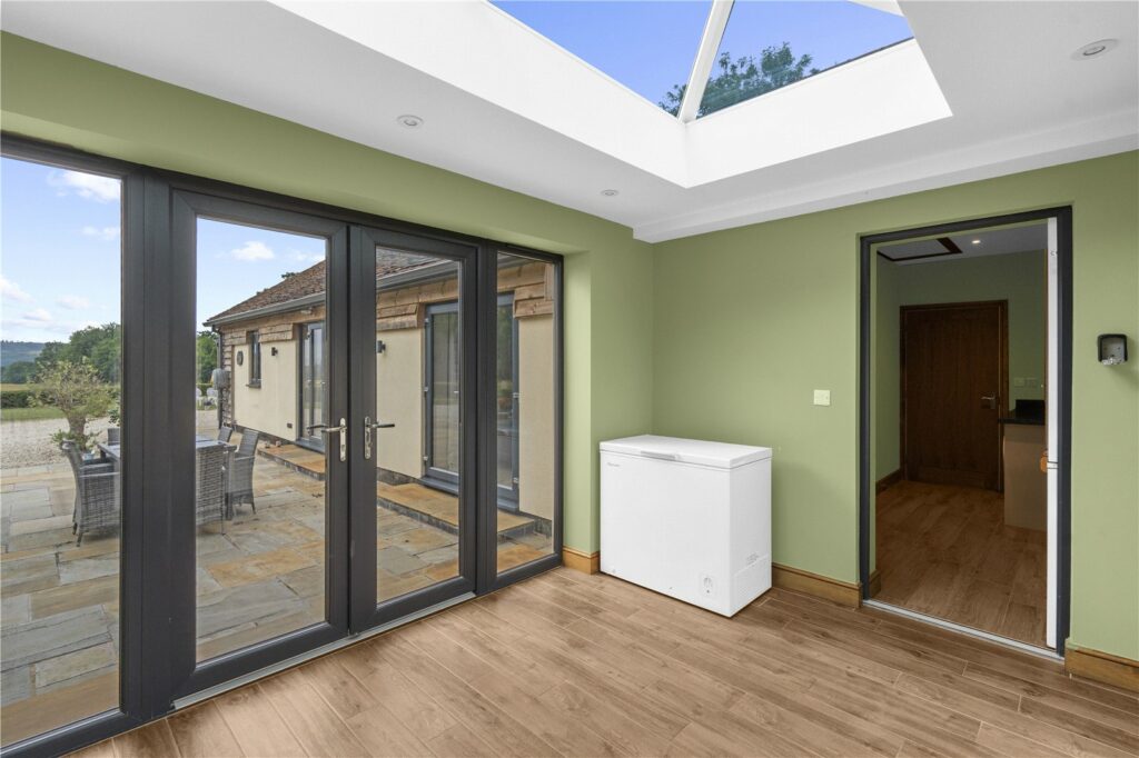 Mill Farm Barns, Bitterley - Picture No. 19