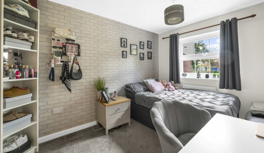 12 Blashfield Road - Picture No. 12