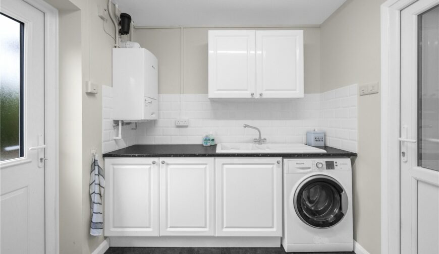 Motte Cottage, St. Marys Walk - Picture No. 17