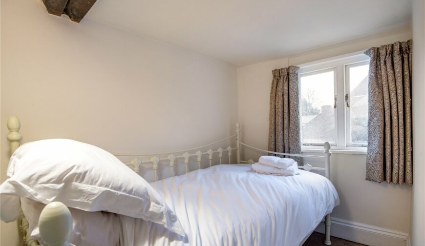6 Dogpole - Bedroom