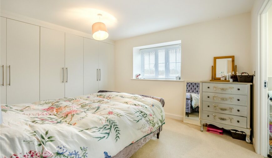 23 Wrekin Dove Close - 12