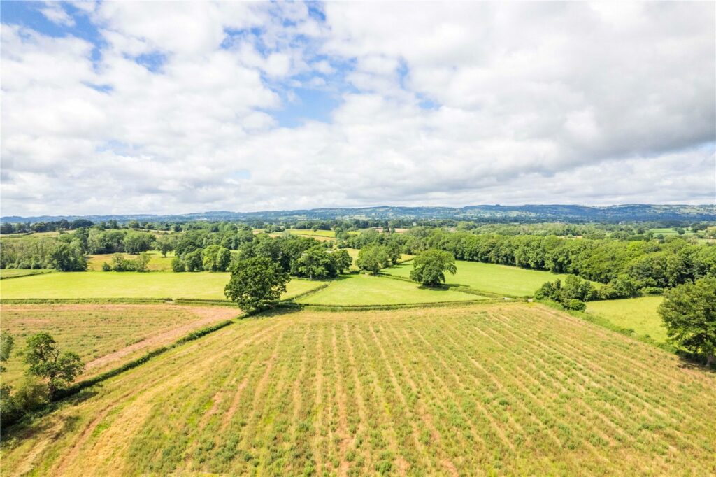 Coed Y Tye Lot 1, Whittington - Land