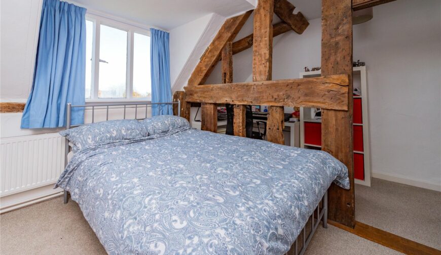 The Laurels, Church Road - 11