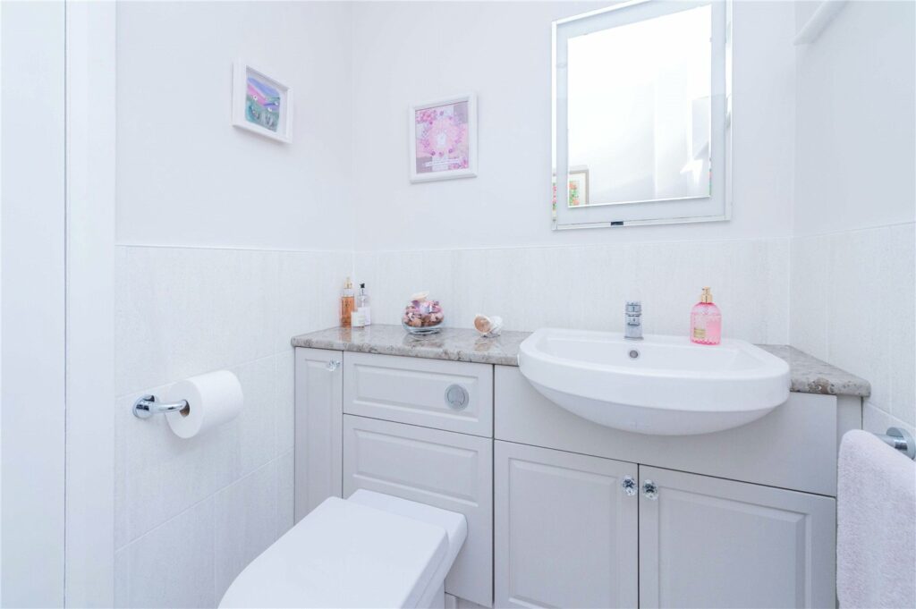 Whiteways, Garmston - Cloakroom