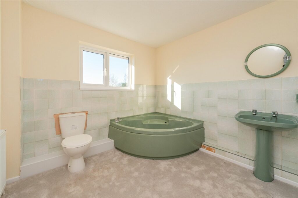 The Old Paddock, New Works - Bathroom