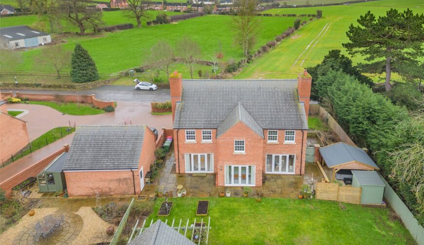 1 Home Farm - Garden