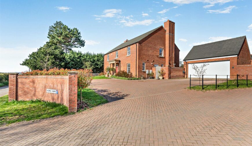1 Home Farm - Front Facade
