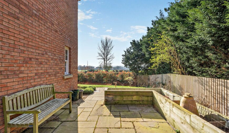 1 Home Farm - Garden