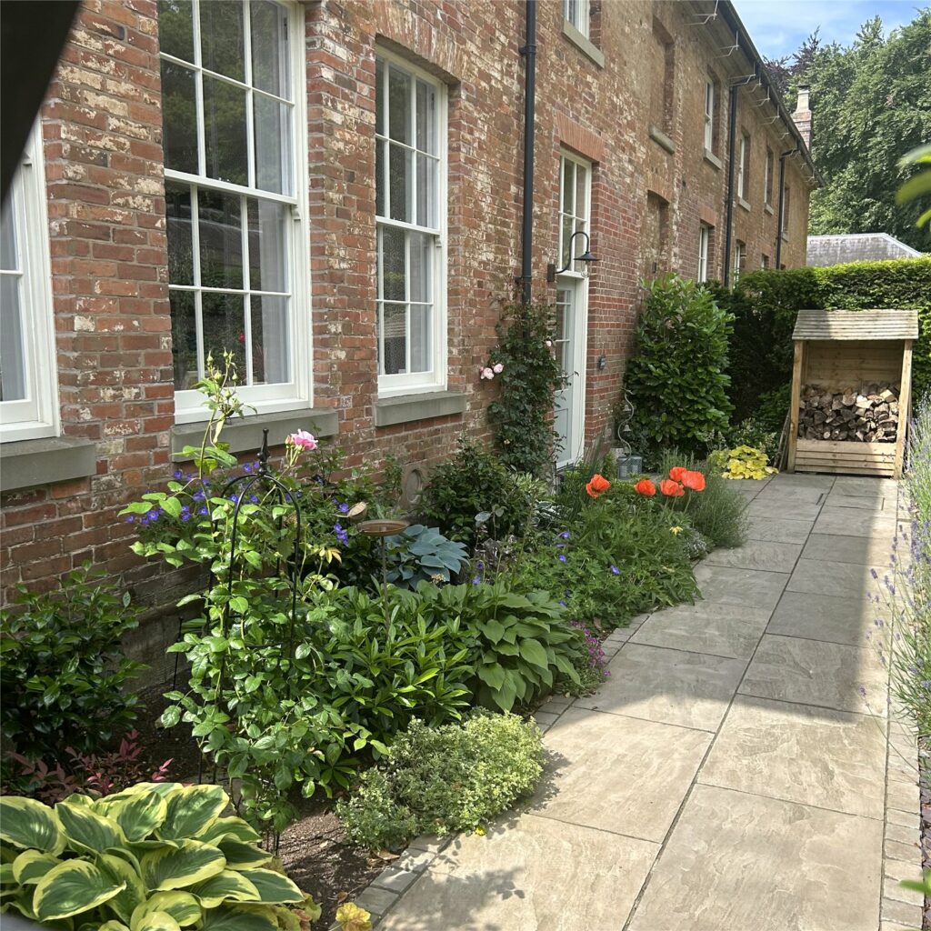 1 Apley Park Mews, Apley Park - Garden