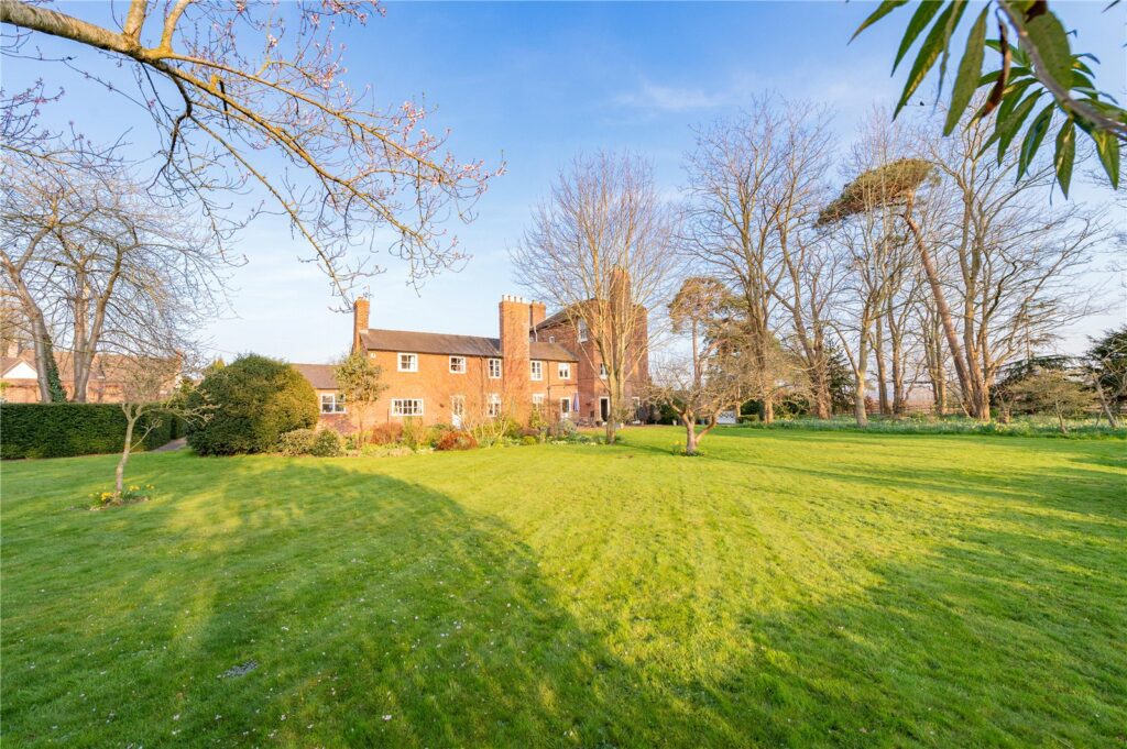 Dorrington House, Dorrington - Gardens