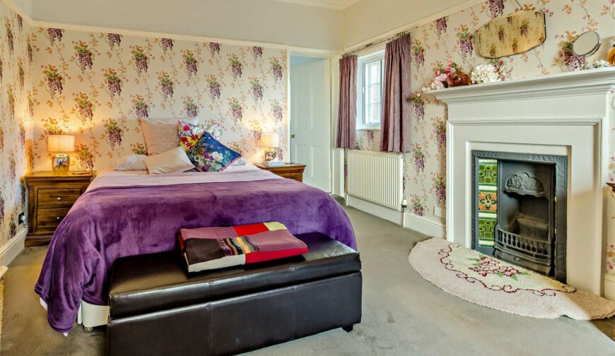 Dorrington House, Dorrington - Bedroom