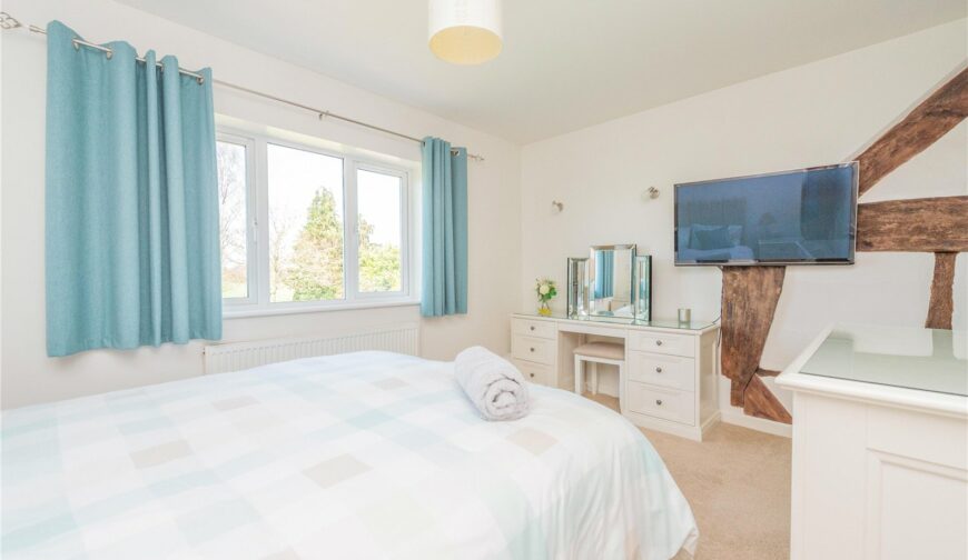 Bank House, Astley - Bedroom