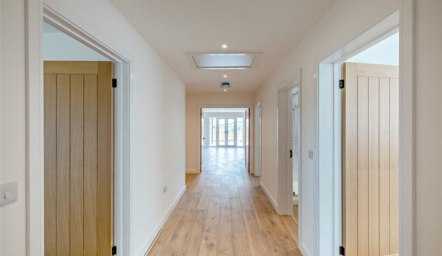 Pippin Barn, Trefnant - Hallway