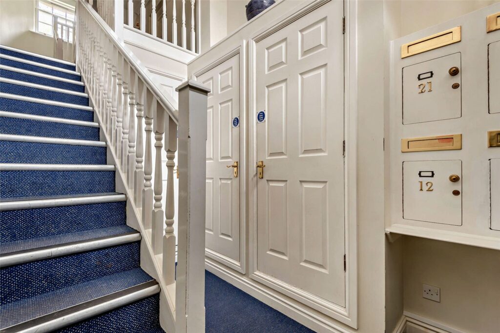 Flat 21, Upper Blackfriars Crescent, St. Marys Water Lane - 16