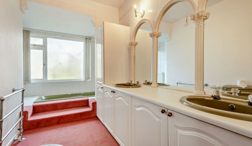 Roselyn, Bings Heath - Picture No. 08