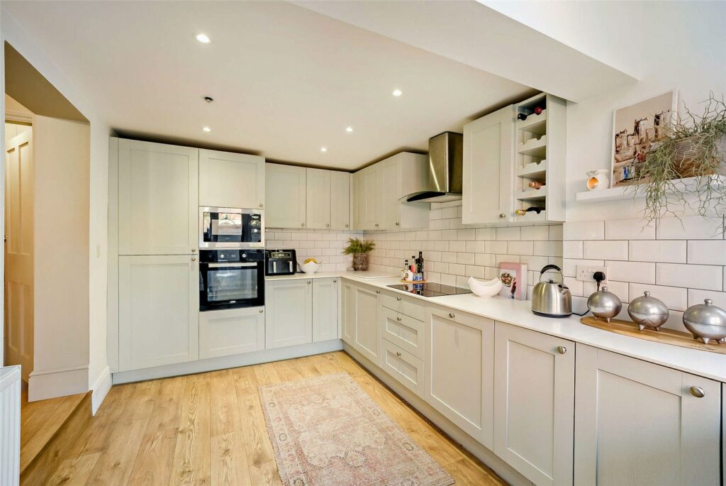 41 Belle Vue Road - 7