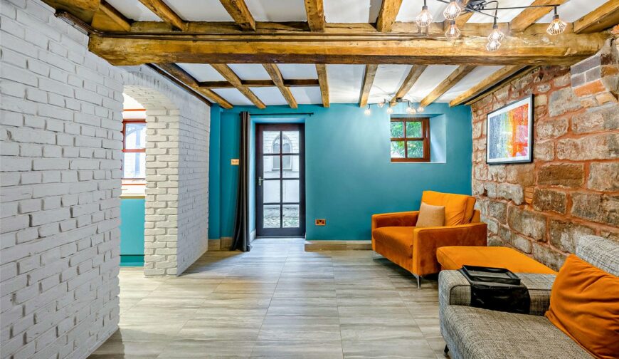 Old School House, Wyle Cop - 5