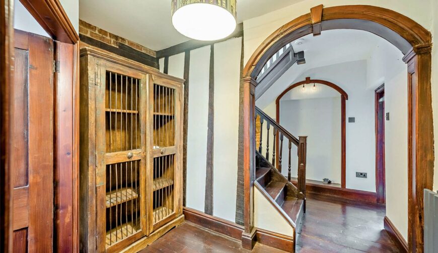 Old School House, Wyle Cop - 11