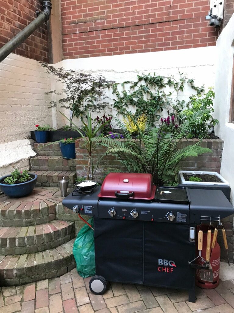 Old School House, Wyle Cop - 26