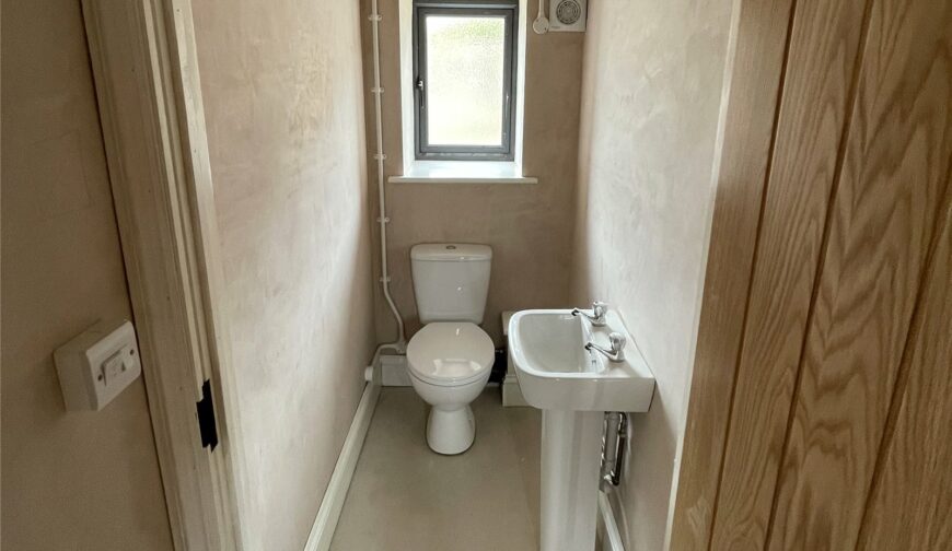 Commercial Unit, Lydbury North - Picture No. 21