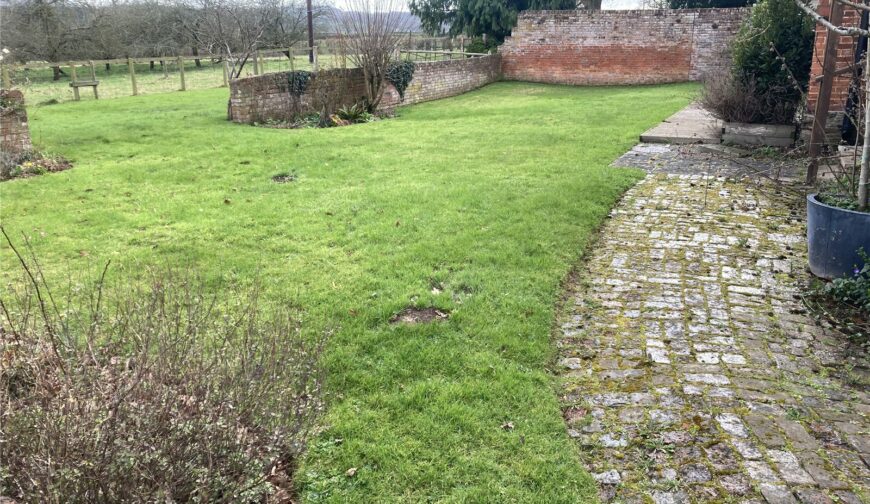 Trelough Farm, Wormbridge - Picture No. 19