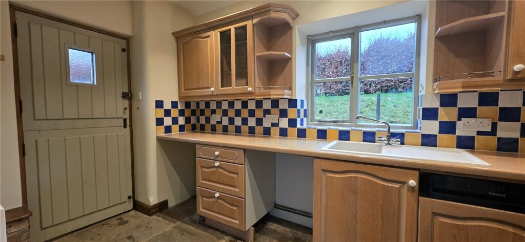 Oak View Barn, Hopton Castle - Picture No. 06