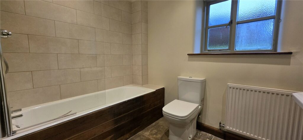 Oak View Barn, Hopton Castle - Picture No. 08