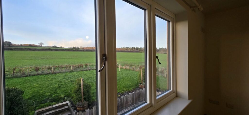 Seifton Brook Barn, Corfton - Picture No. 04