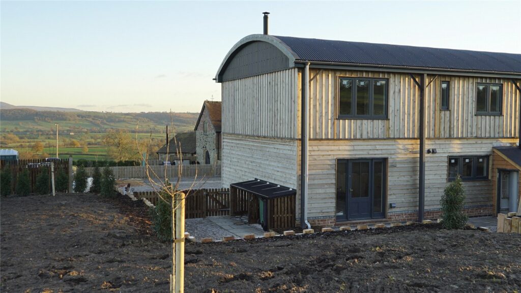 Seifton Brook Barn, Corfton - Picture No. 26