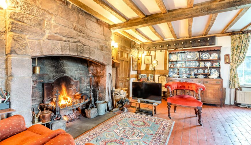 Golding Hall - Picture No. 44