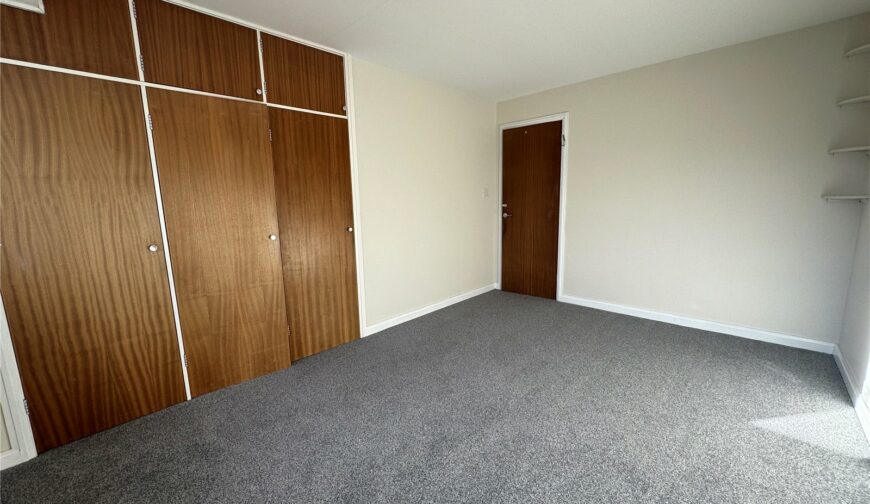 The Vicarage, Wombridge Road - Picture No. 28