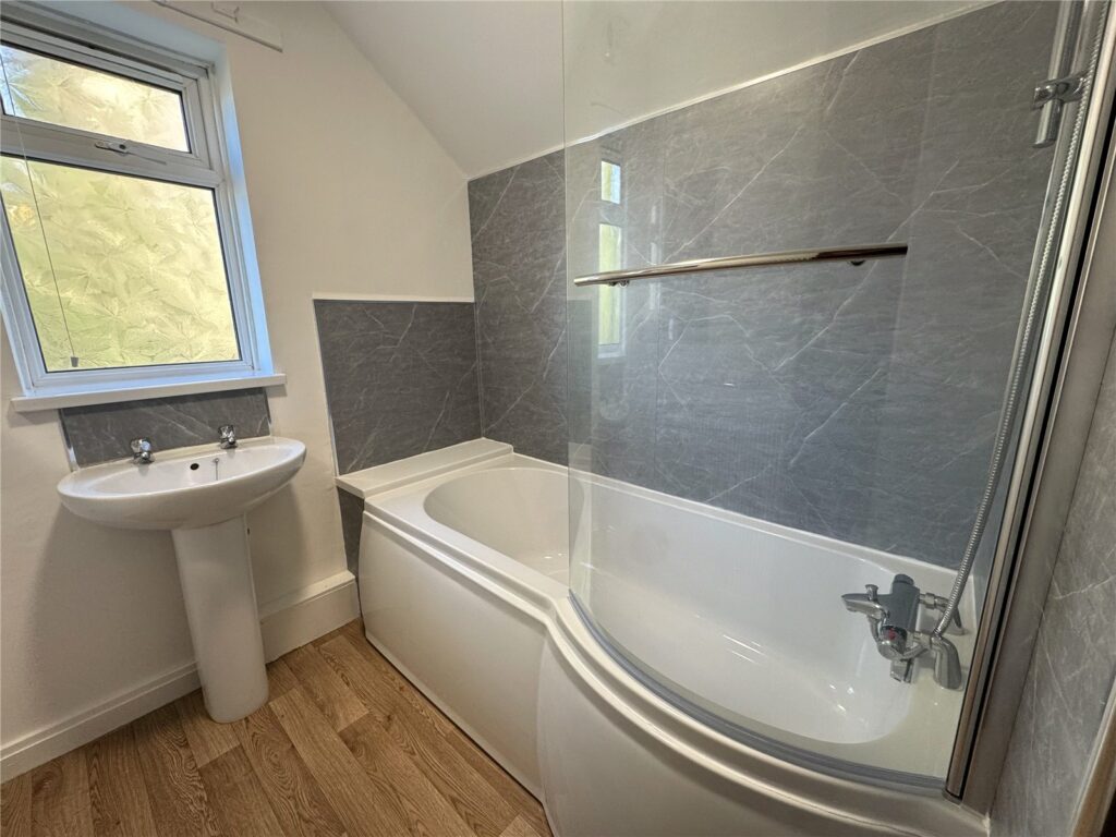 The Vicarage, Wombridge Road - Picture No. 33