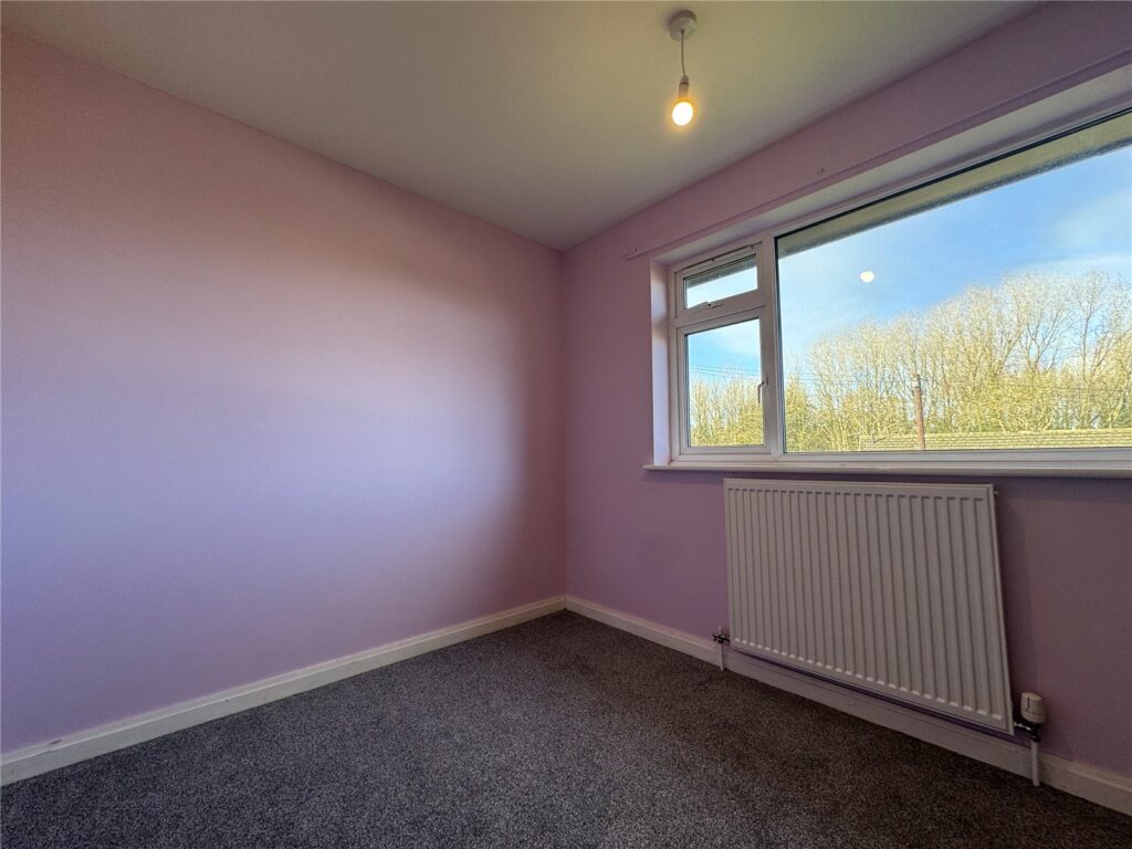 The Vicarage, Wombridge Road - Picture No. 36