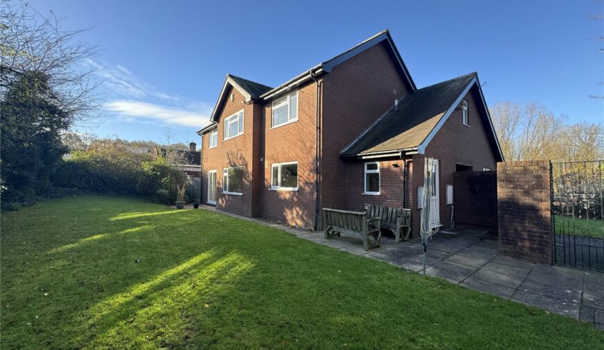 The Vicarage, Wombridge Road - Picture No. 38