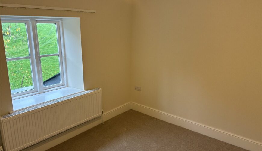 Cui Farmhouse, Talybont-on-Usk - Picture No. 01