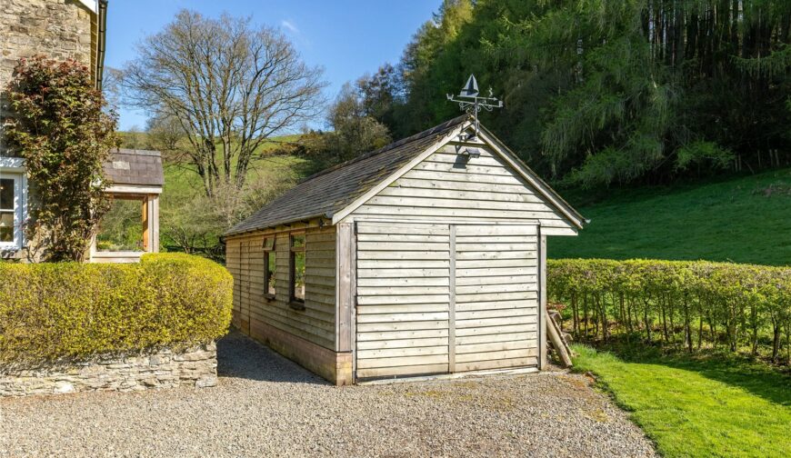 Messuage Cottage, The Goggin - Picture No. 28