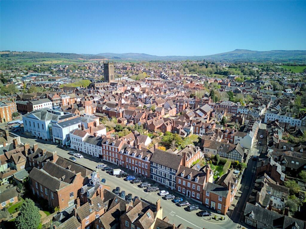 6 Mill Street - Picture No. 04