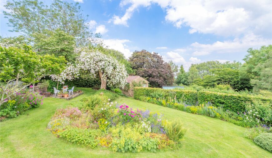 Holly Lodge, Hopton Bank - Picture No. 29