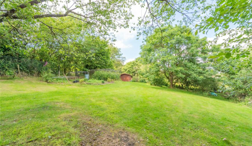 Holly Lodge, Hopton Bank - Picture No. 33