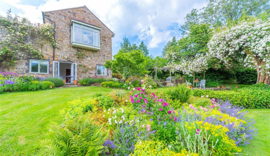 Holly Lodge, Hopton Bank - Picture No. 35