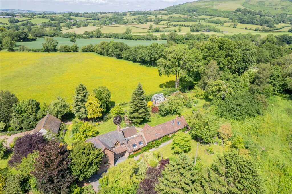 The Plough, Cockshutford - Picture No. 04