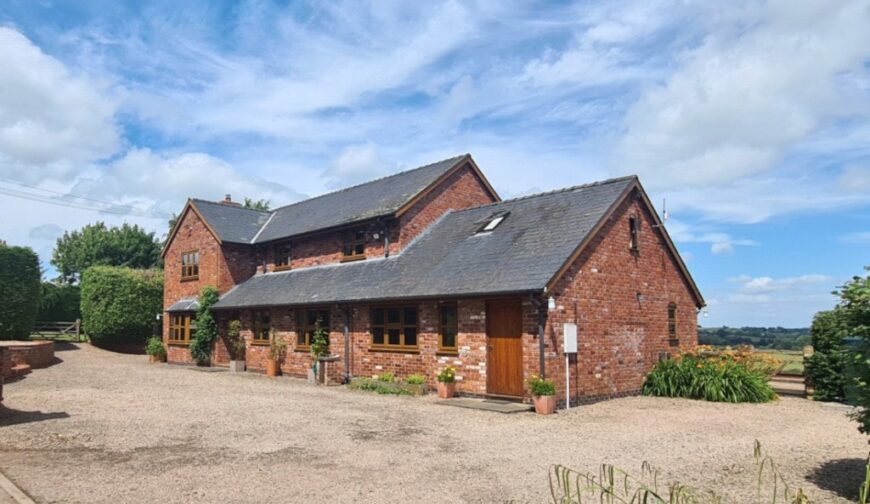 East Meadows, Nash - Picture No. 02