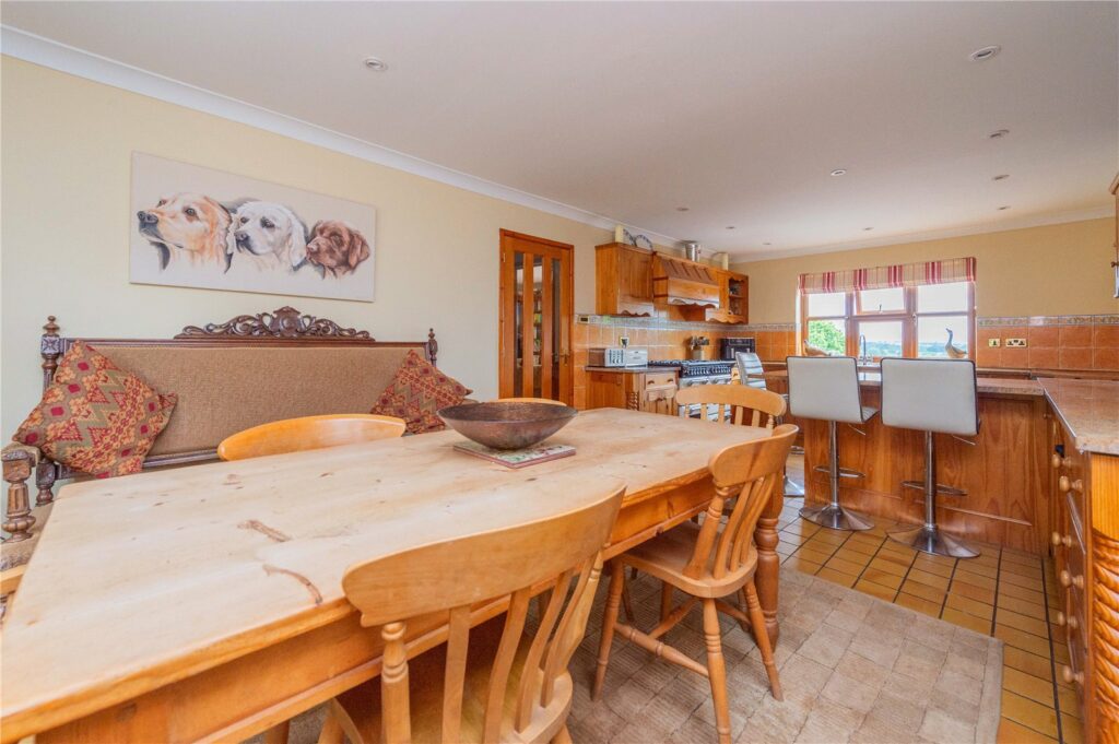 East Meadows, Nash - Picture No. 13